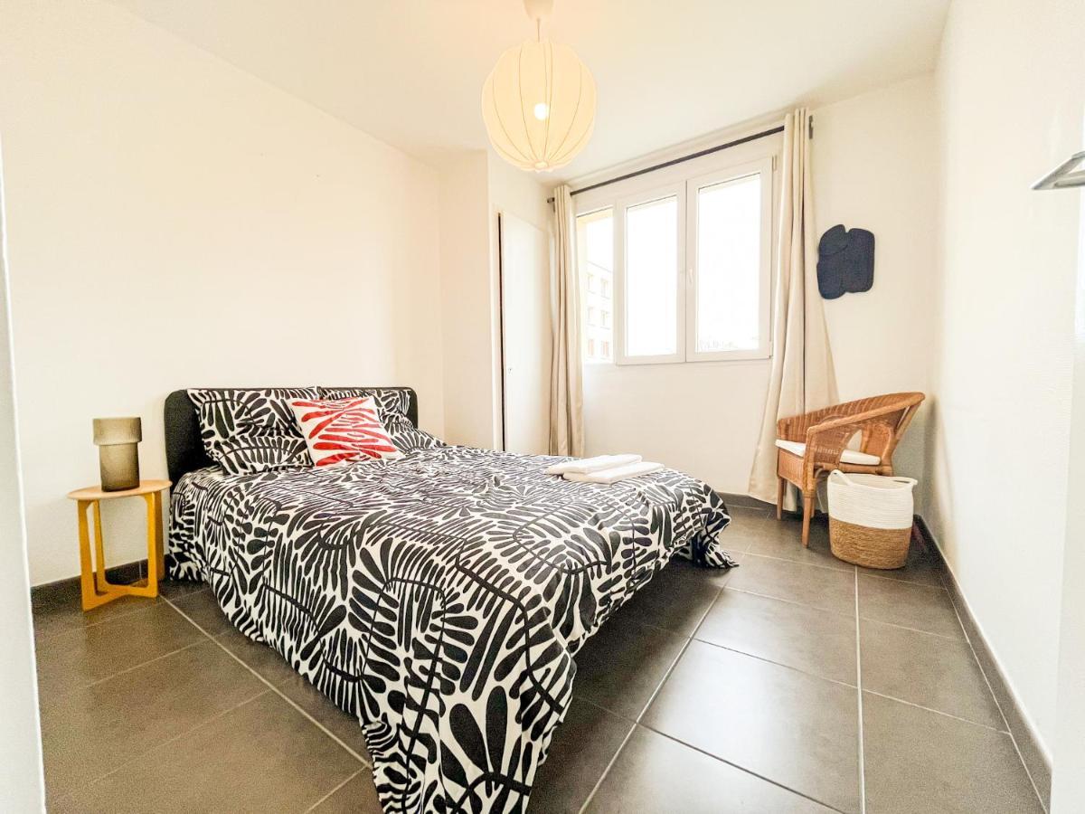 Suite Fanette Vénissieux Exterior foto